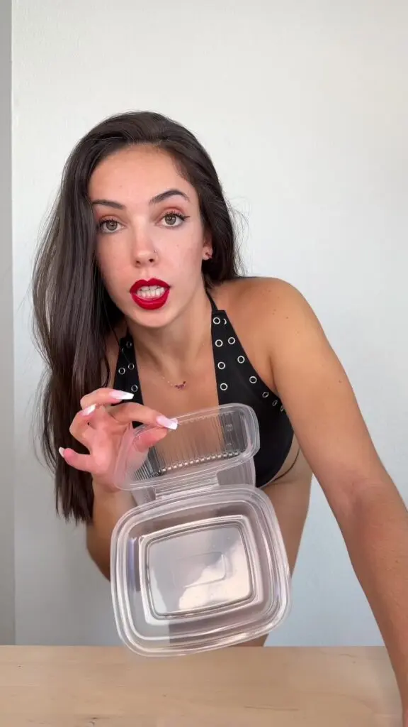 I’ll prepare your food in a Tupperware